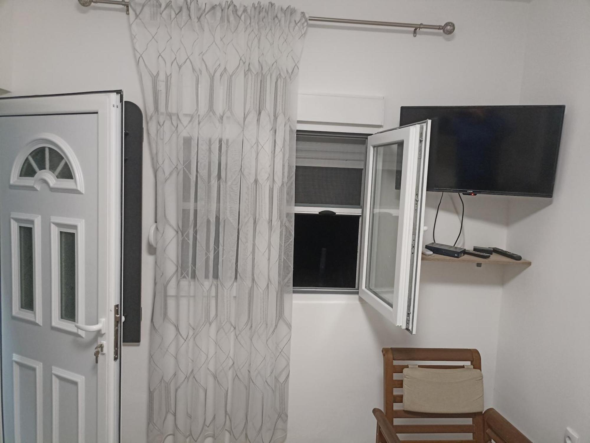 Mini Garsonjera Hotel Podgorica Ruang foto